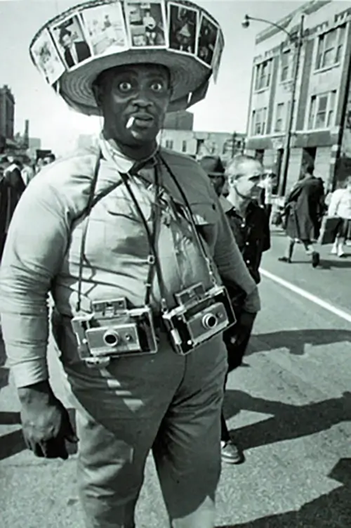 maxwell street in Chicago, Black man selling cameras